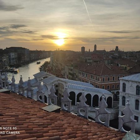 Dimora Al Doge Beato Vista Canale Bed and Breakfast Venetië Buitenkant foto